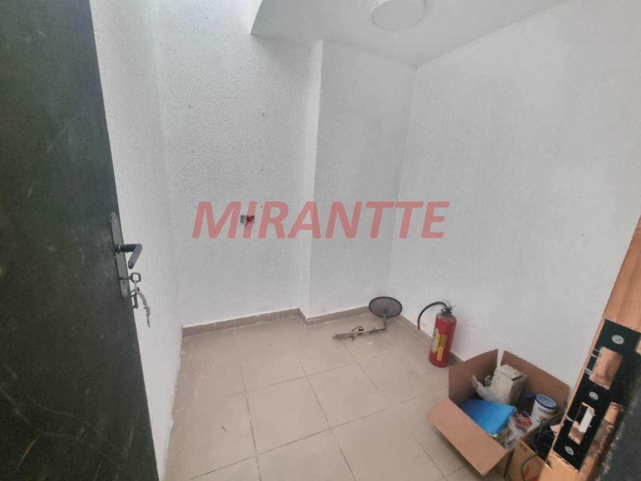 Comercial de 46m² em Santana
