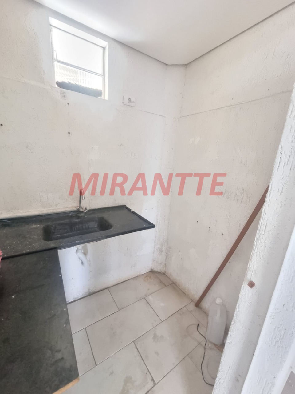 Comercial de 46m² em Santana