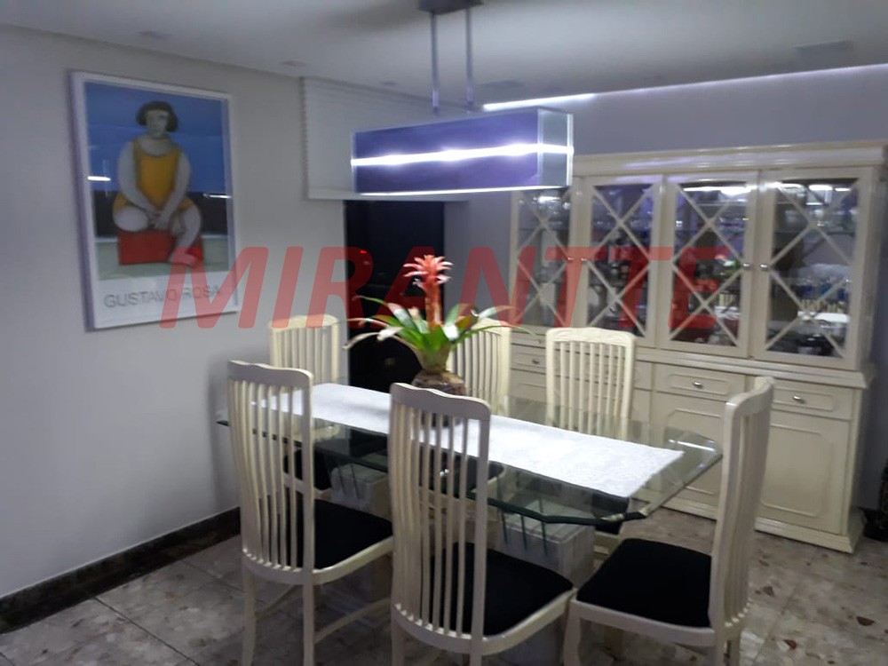 Apartamento de 253m² com 4 quartos em Santana