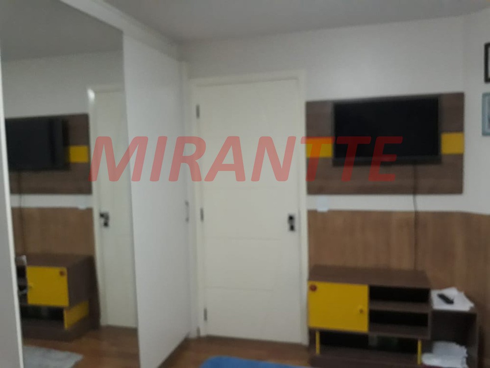 Apartamento de 253m² com 4 quartos em Santana
