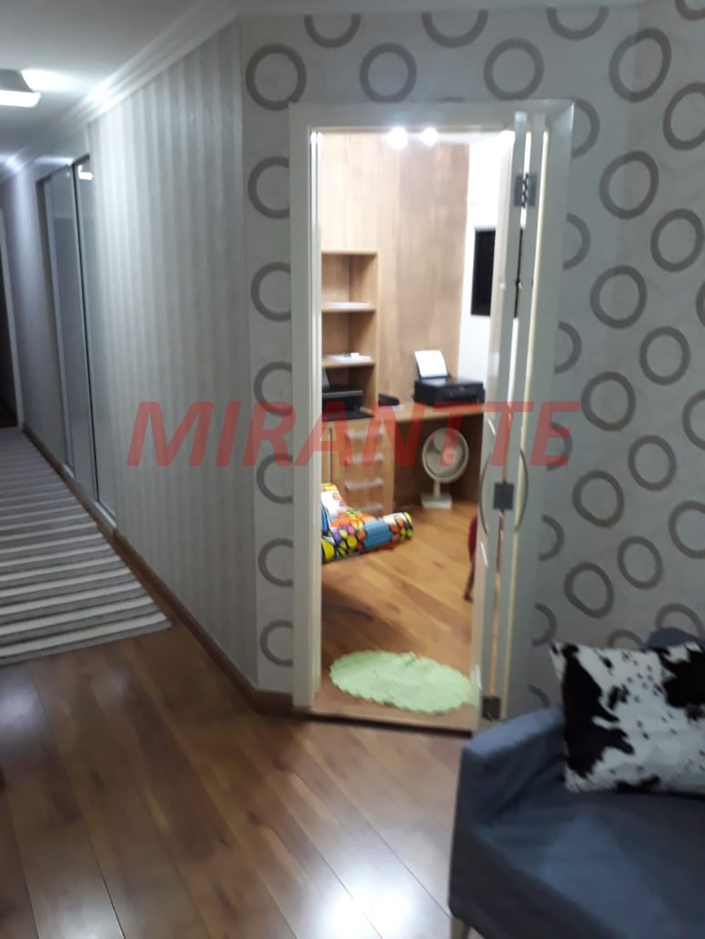 Apartamento de 253m² com 4 quartos em Santana