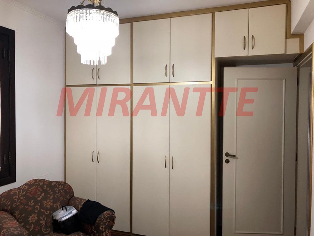 Sobrado de 422m² com 5 quartos em Tremembe