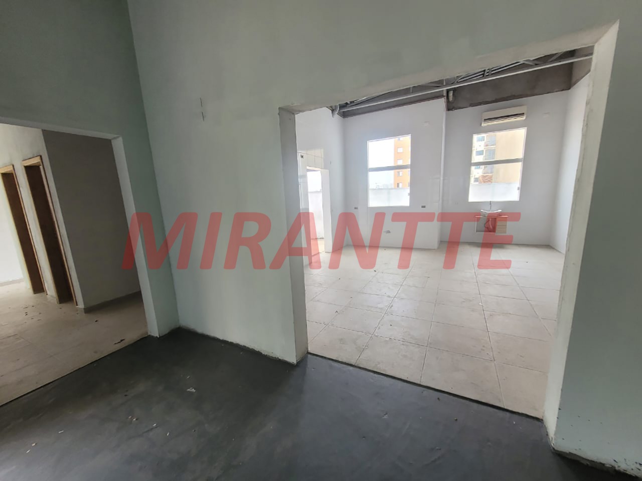 Comercial de 150m² em Bairro do Limão