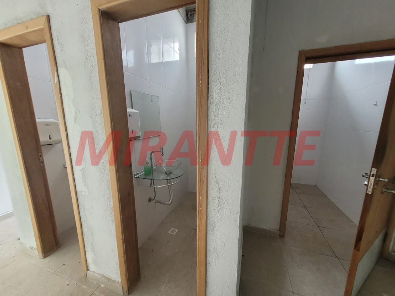 Comercial de 150m² em Bairro do Limão