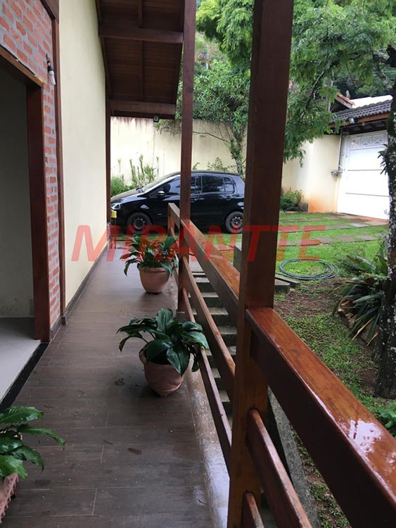 Casa terrea de 206m² com 4 quartos em Serra Da Cantareira