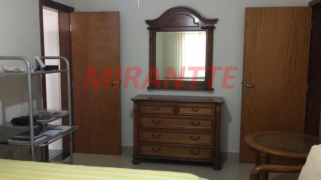 Casa terrea de 206m² com 4 quartos em Serra Da Cantareira