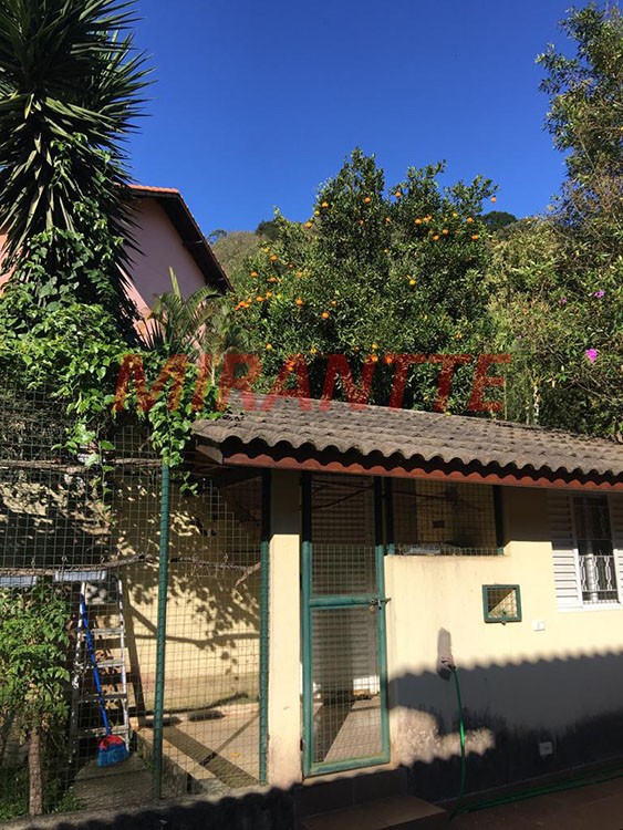 Casa terrea de 206m² com 4 quartos em Serra Da Cantareira