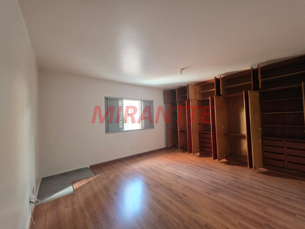 Sobrado de 293m² com 3 quartos em Jardim São Paulo