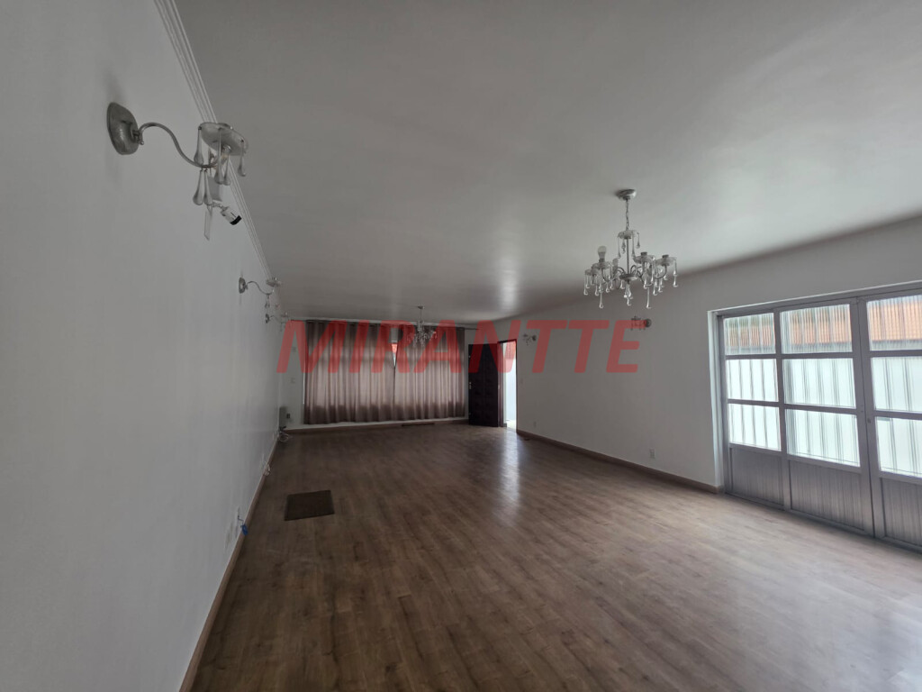 Sobrado de 293m² com 3 quartos em Jardim São Paulo