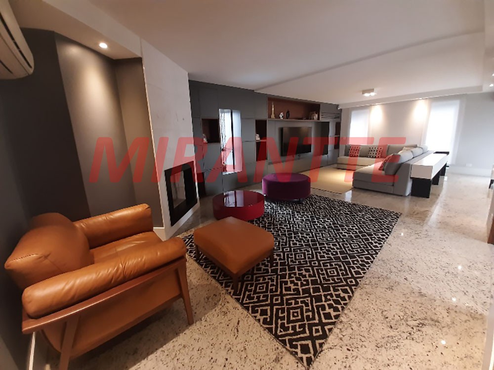 Apartamento de 220m² com 3 quartos em Santana