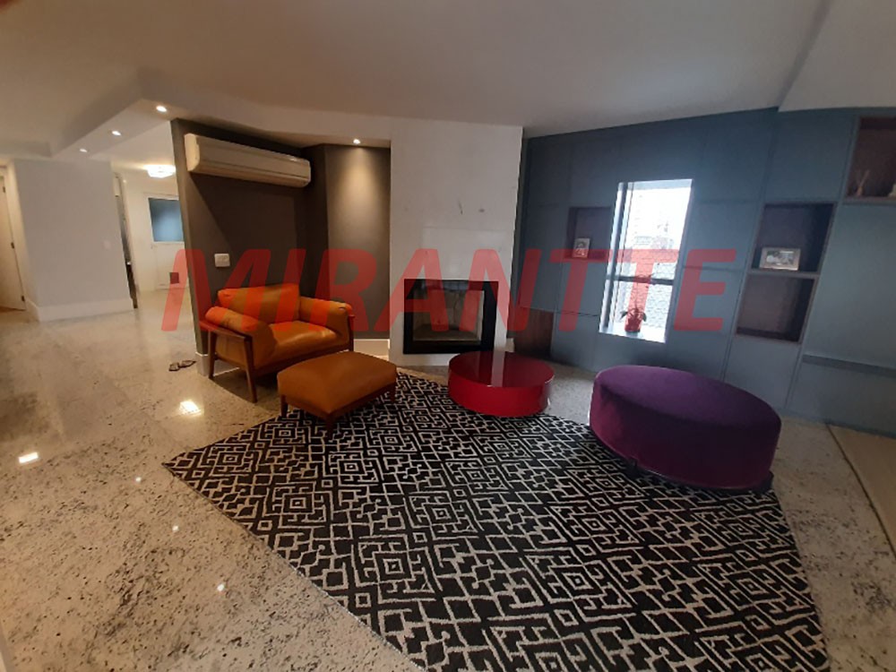 Apartamento de 220m² com 3 quartos em Santana