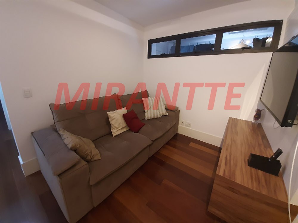 Apartamento de 220m² com 3 quartos em Santana