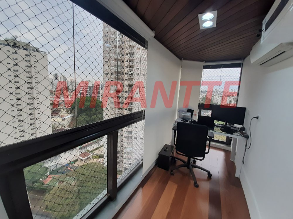 Apartamento de 220m² com 3 quartos em Santana