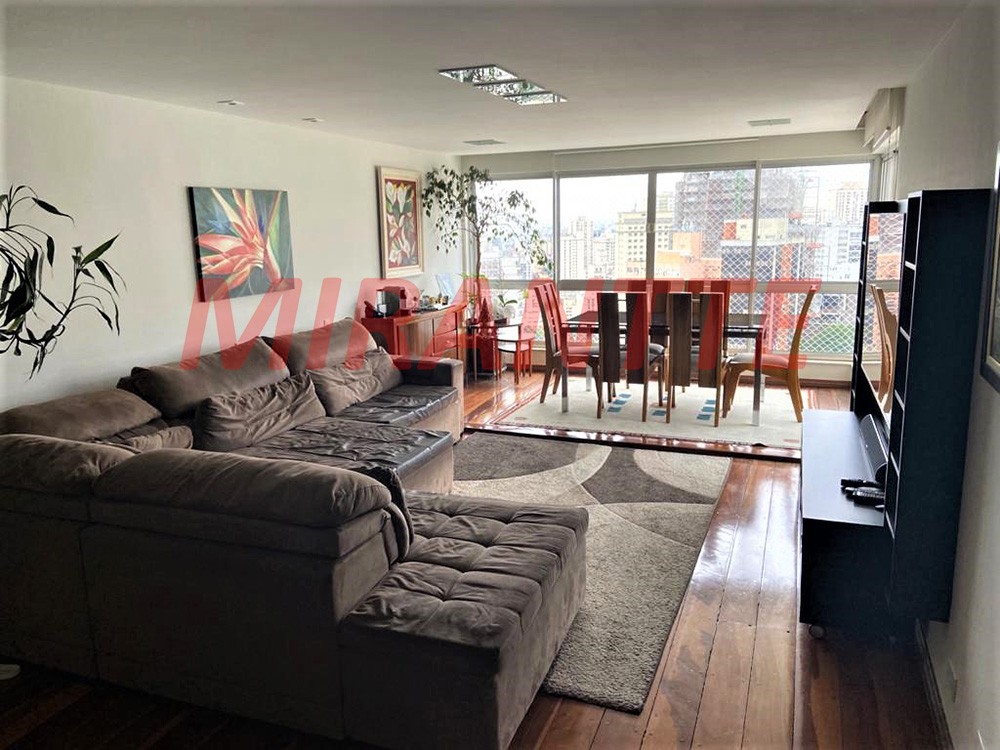 Apartamento de 130m² com 3 quartos em Jardim Paulista