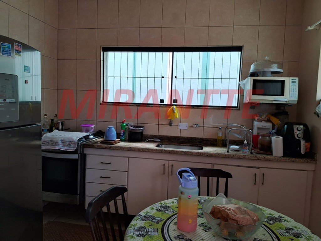 Sobrado de 180m² com 3 quartos em Vila Irmaos Arnoni