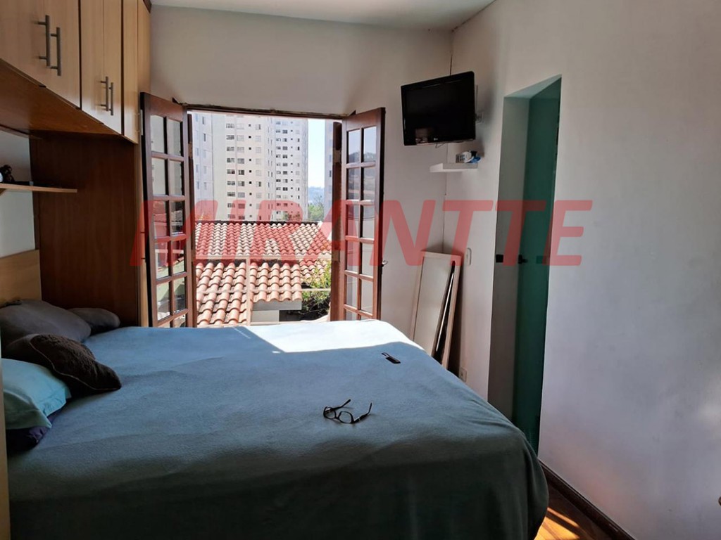 Sobrado de 180m² com 3 quartos em Vila Irmaos Arnoni