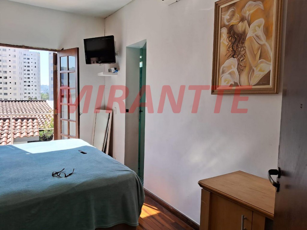 Sobrado de 180m² com 3 quartos em Vila Irmaos Arnoni