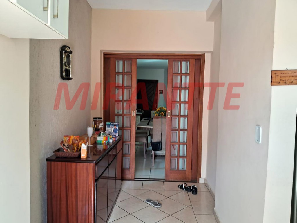 Sobrado de 180m² com 3 quartos em Vila Irmaos Arnoni