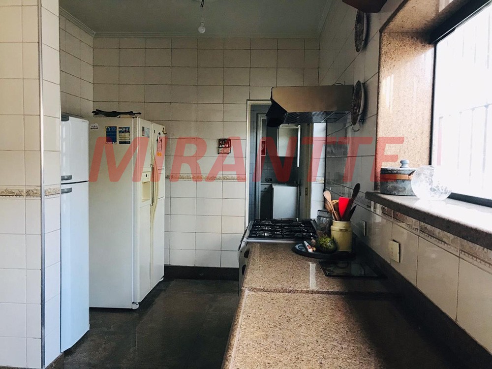 Casa terrea de 270m² com 4 quartos em Butantã