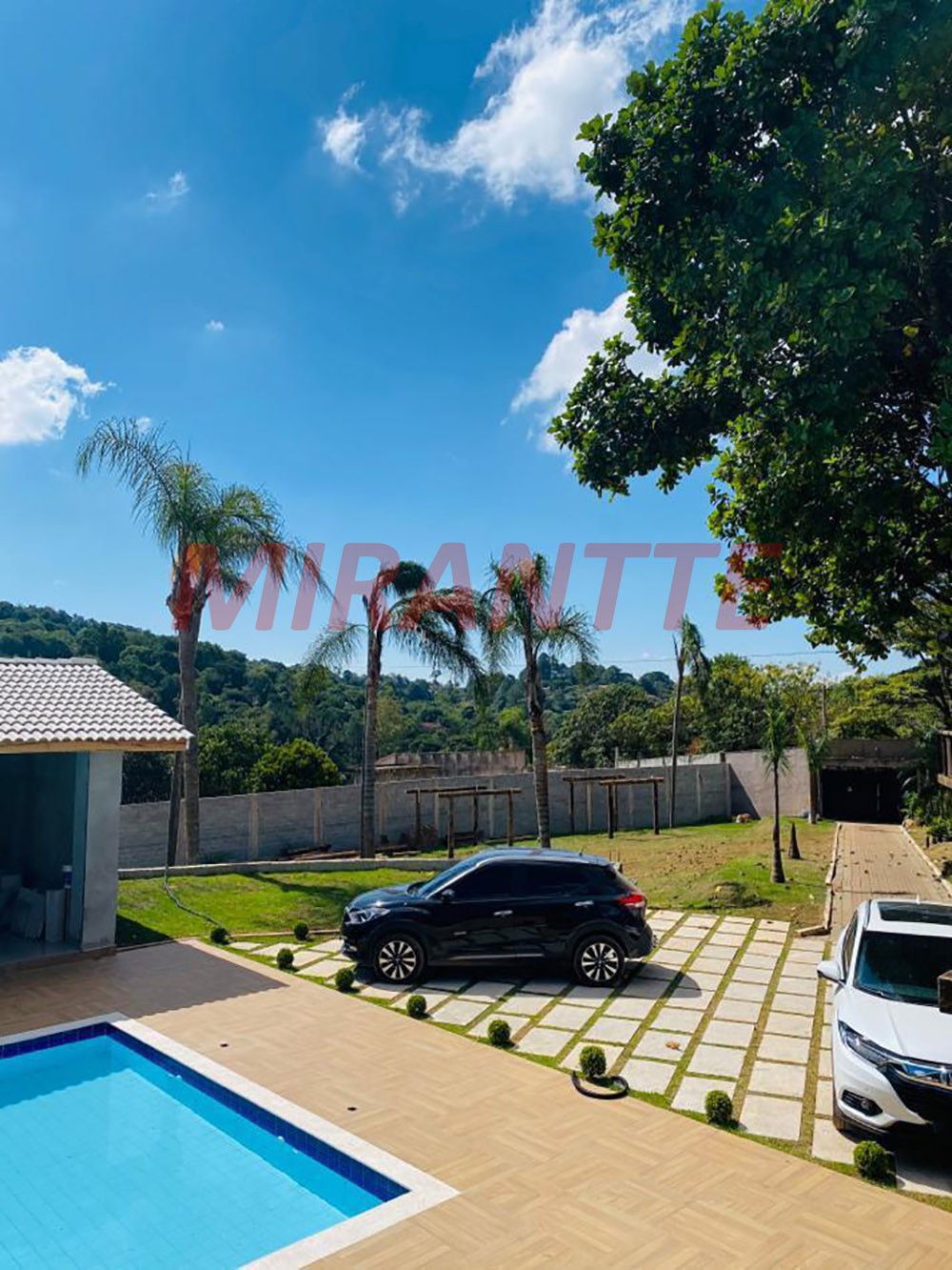 ChÁcara de 1200m² com 6 quartos em Jardim Estância Brasil
