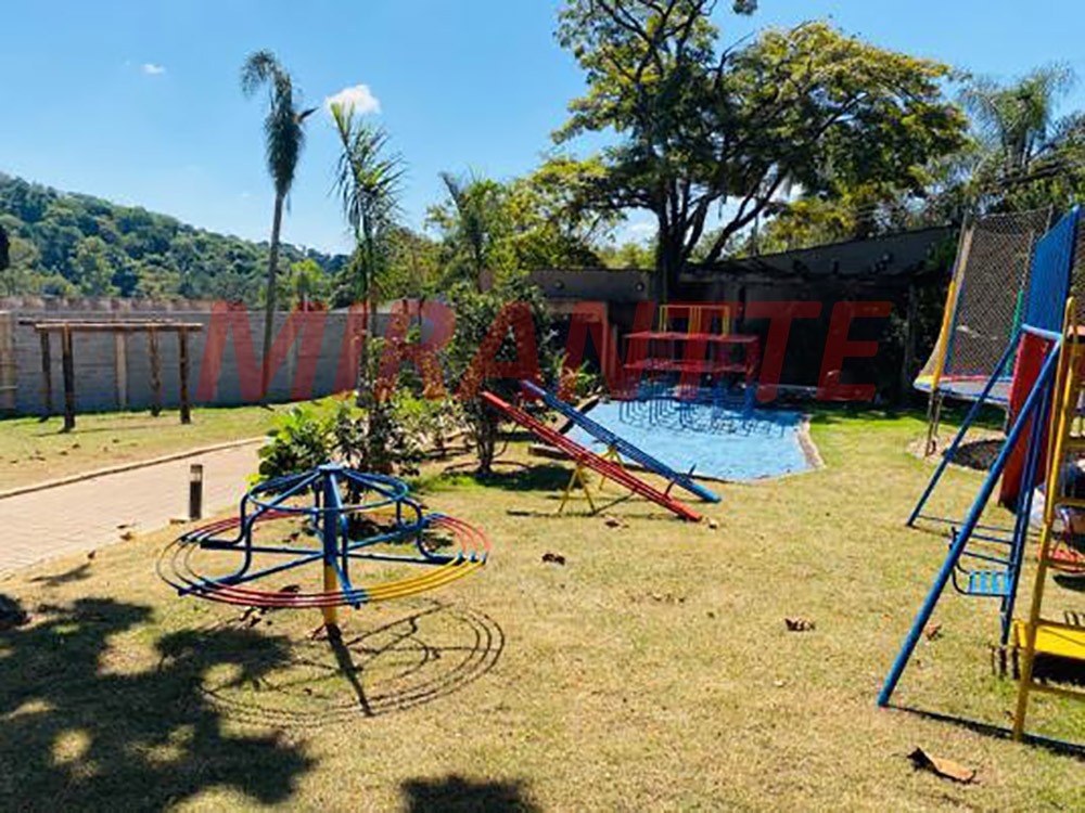 ChÁcara de 1200m² com 6 quartos em Jardim Estância Brasil
