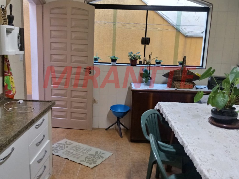 Sobrado de 250m² com 4 quartos em Mandaqui