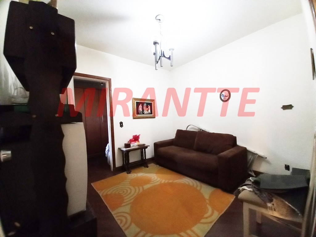 Casa terrea de 146m² com 4 quartos em Lauzane Paulista