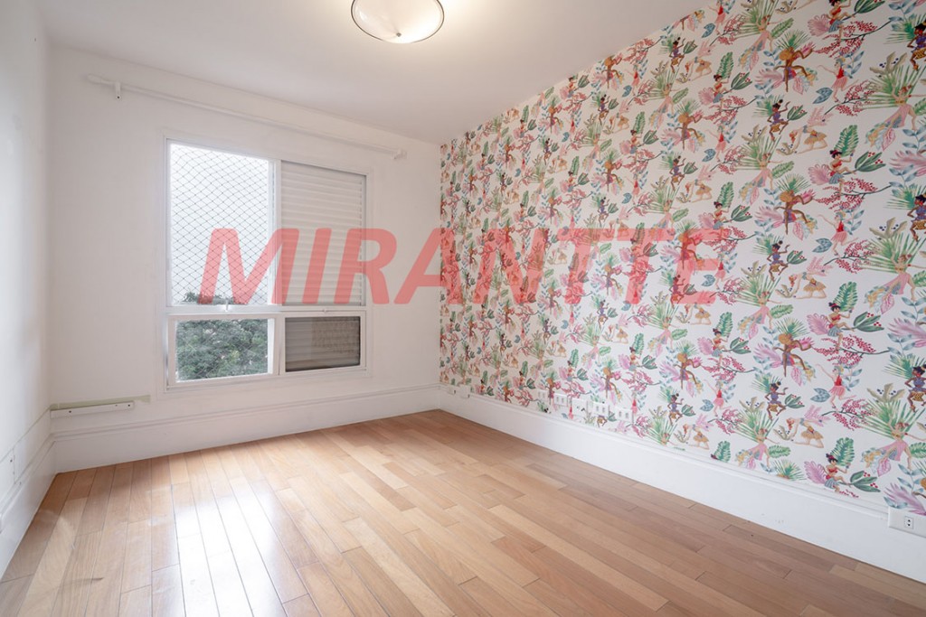 Apartamento de 260m² com 4 quartos em Vila Nova Conceição