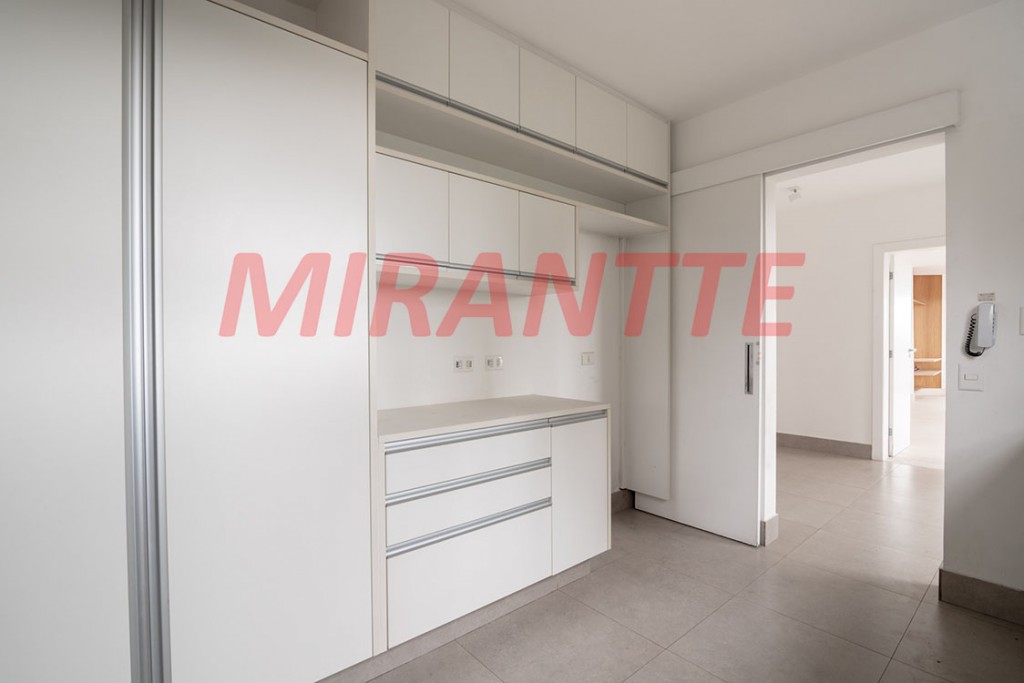 Apartamento de 260m² com 4 quartos em Vila Nova Conceição
