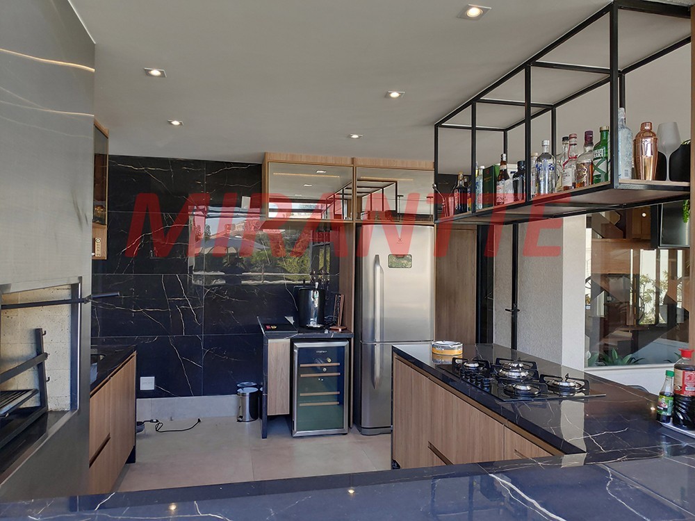 Sobrado de 430m² com 3 quartos em Jardim Itatinga