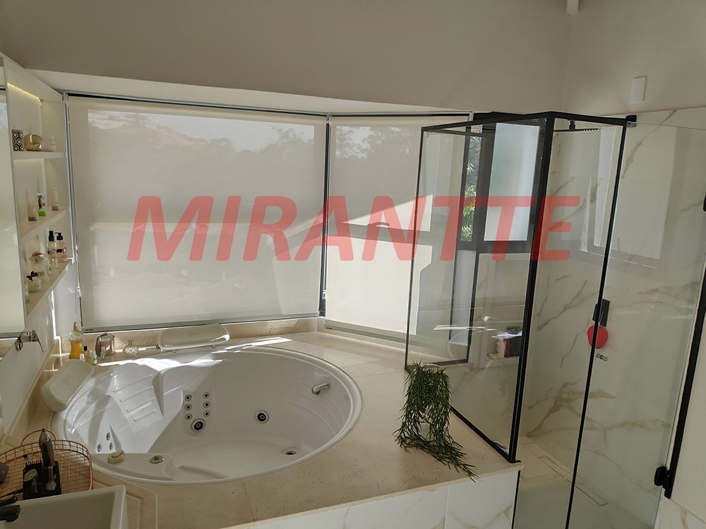 Sobrado de 430m² com 3 quartos em Jardim Itatinga