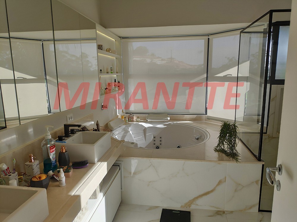 Sobrado de 430m² com 3 quartos em Jardim Itatinga