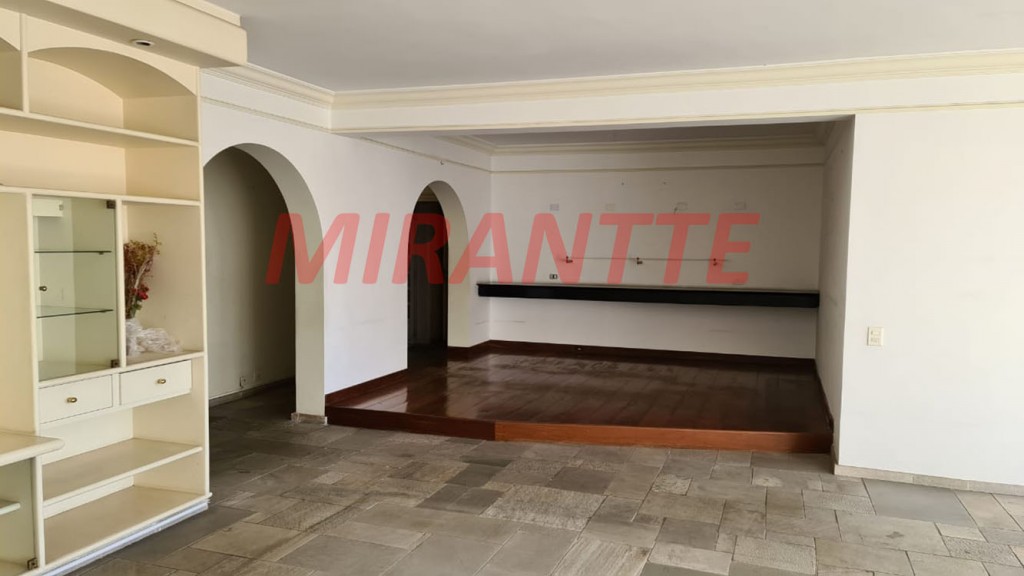Apartamento de 279m² com 4 quartos em Itaim Bibi