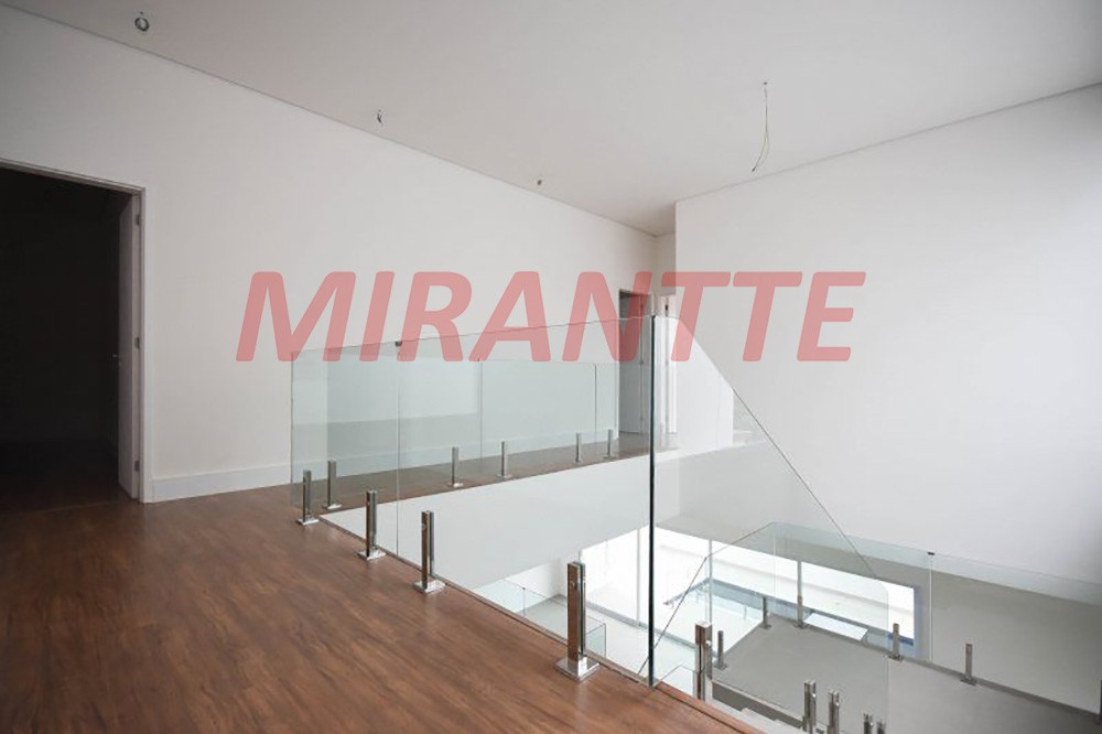 Sobrado de 406m² com 4 quartos em Alphaville