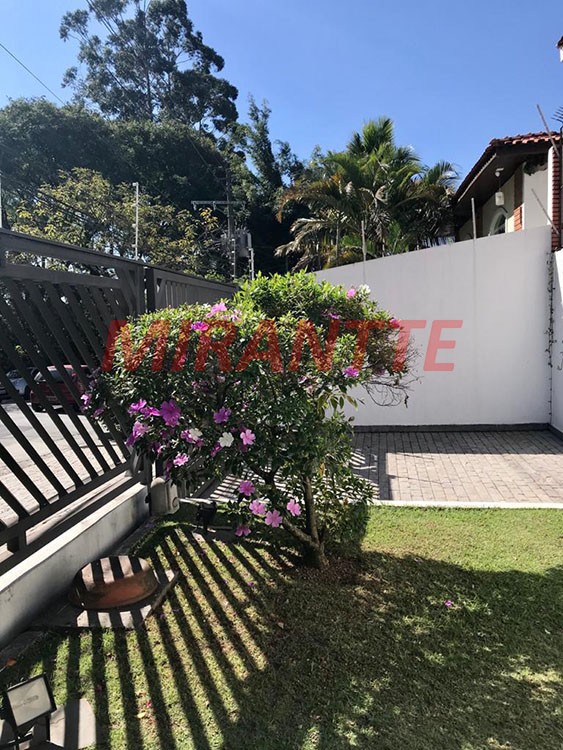 Sobrado de 242m² com 3 quartos em Tucuruvi