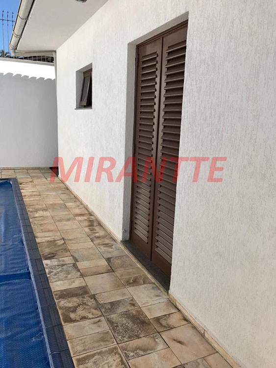 Sobrado de 242m² com 3 quartos em Tucuruvi