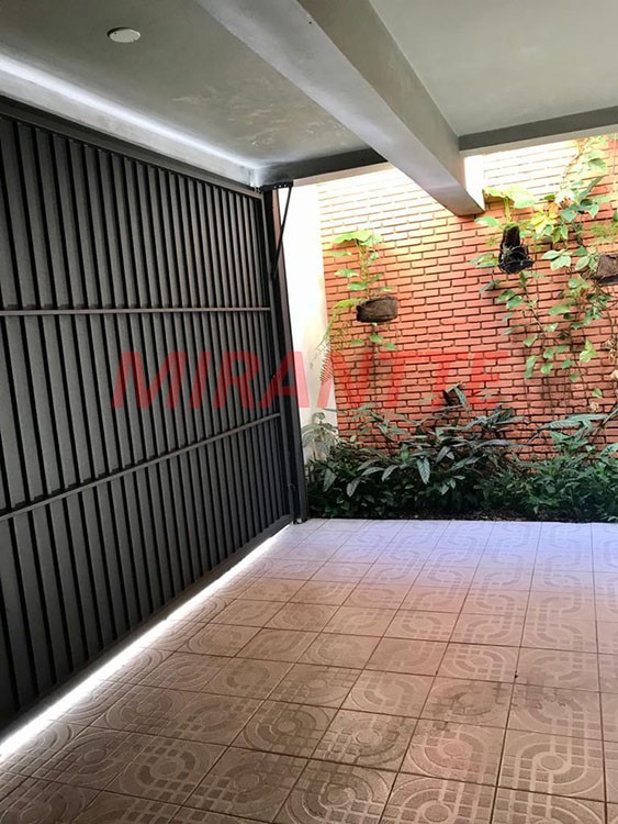 Sobrado de 242m² com 3 quartos em Tucuruvi