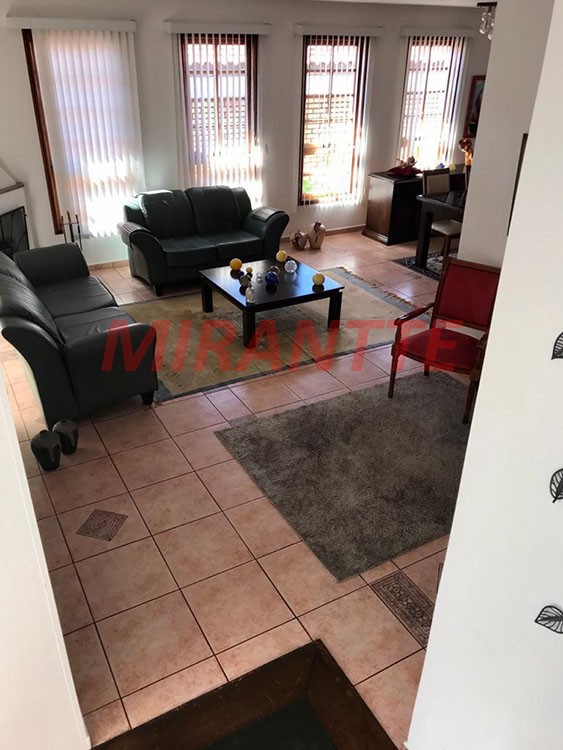 Sobrado de 242m² com 3 quartos em Tucuruvi