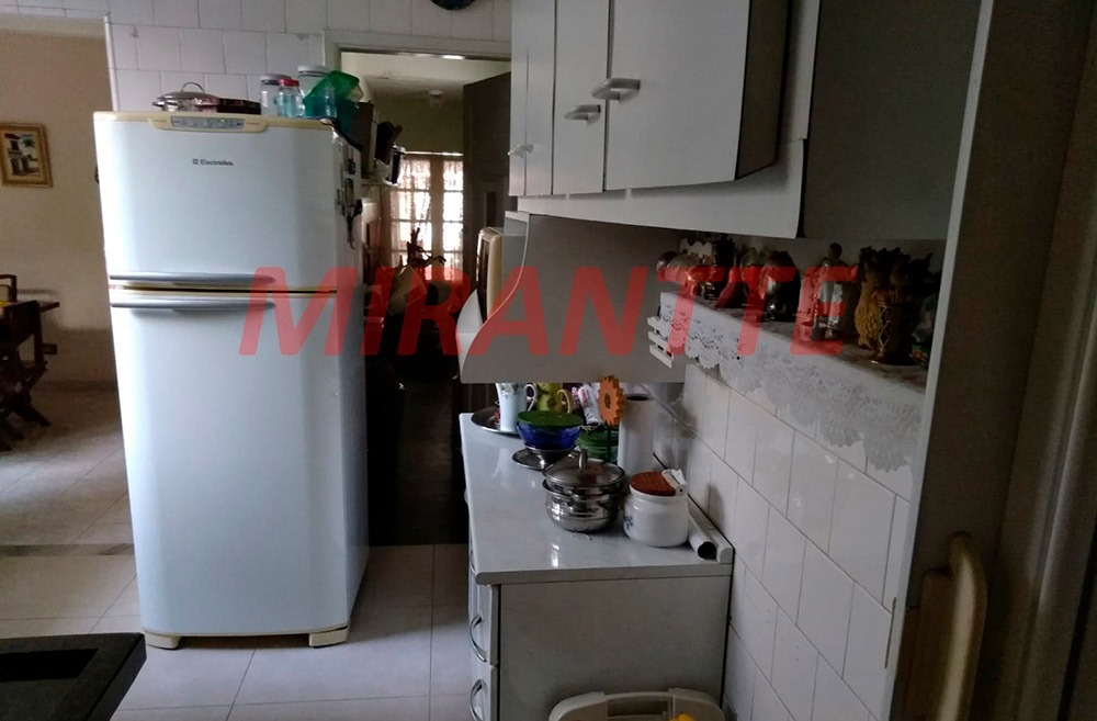 Sobrado de 125m² com 2 quartos em Água Fria