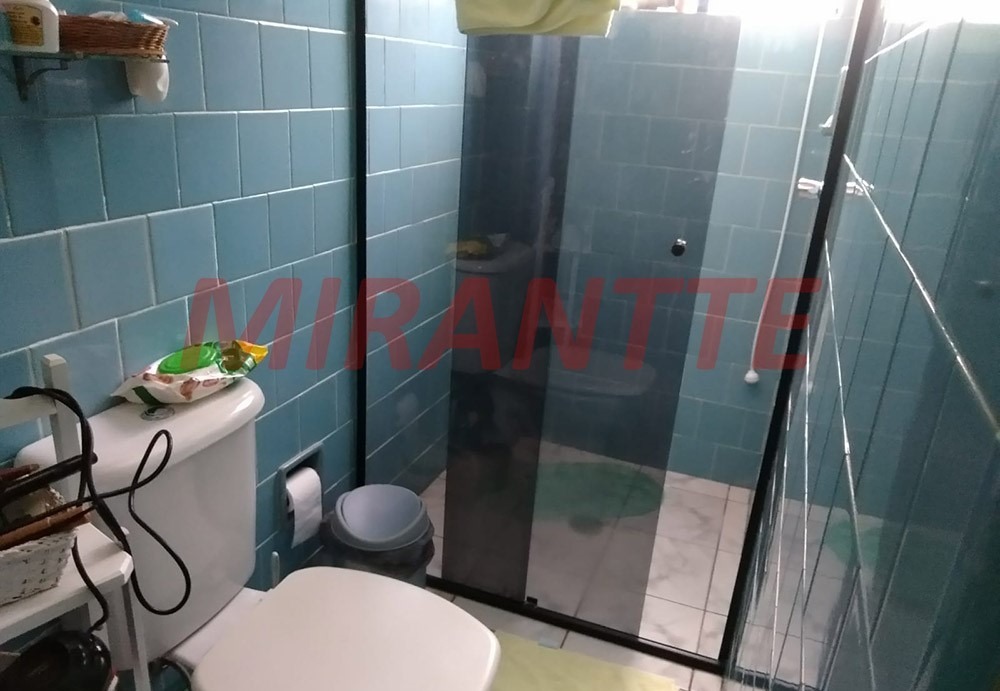 Sobrado de 125m² com 2 quartos em Água Fria