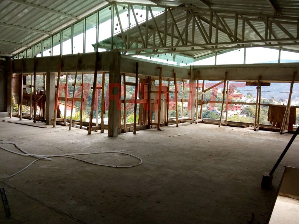 Sobrado de 720m² com 7 quartos em Centro – Mairiporã