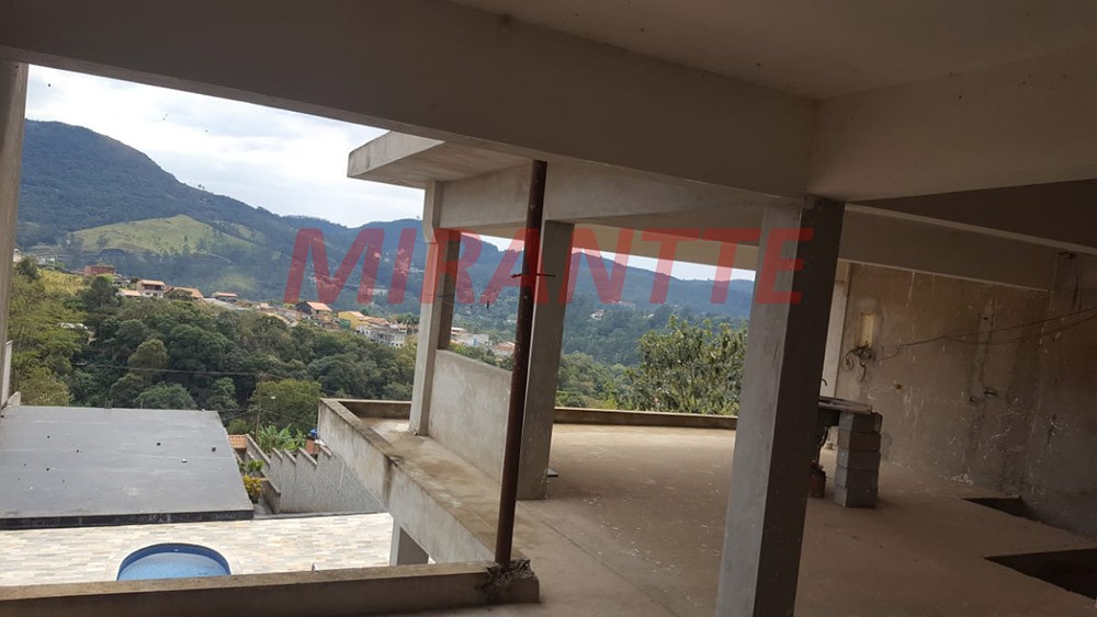 Sobrado de 720m² com 7 quartos em Centro – Mairiporã