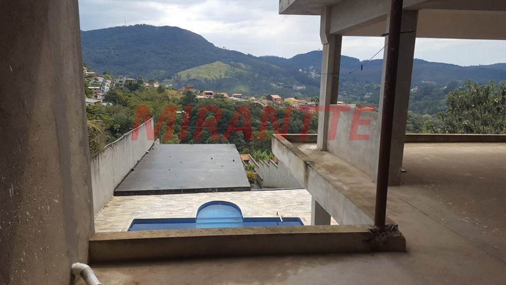 Sobrado de 720m² com 7 quartos em Centro – Mairiporã