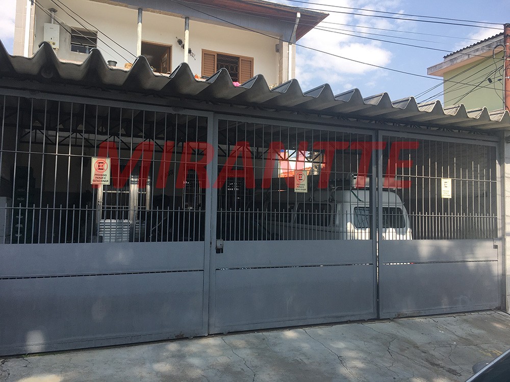 Sobrado de 200m² com 3 quartos em Parque Peruche