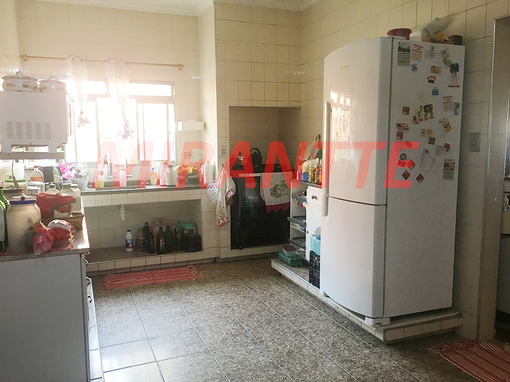 Sobrado de 200m² com 3 quartos em Parque Peruche