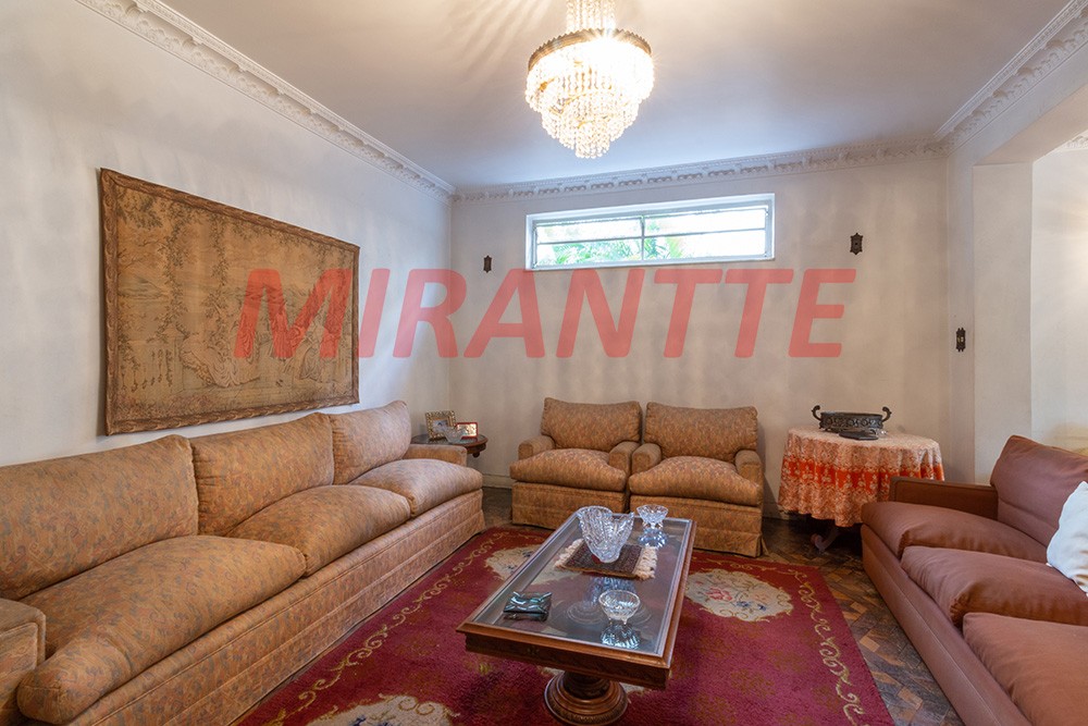 Sobrado de 180m² com 3 quartos em Santana