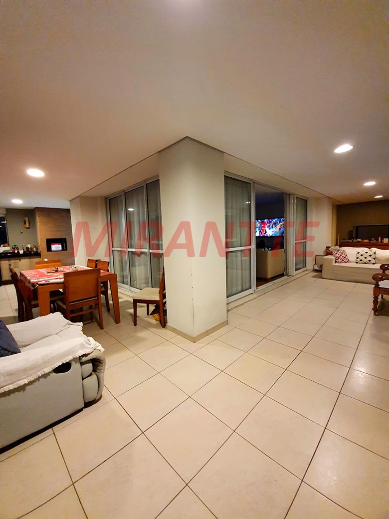 Apartamento de 191m² com 4 quartos em Santana
