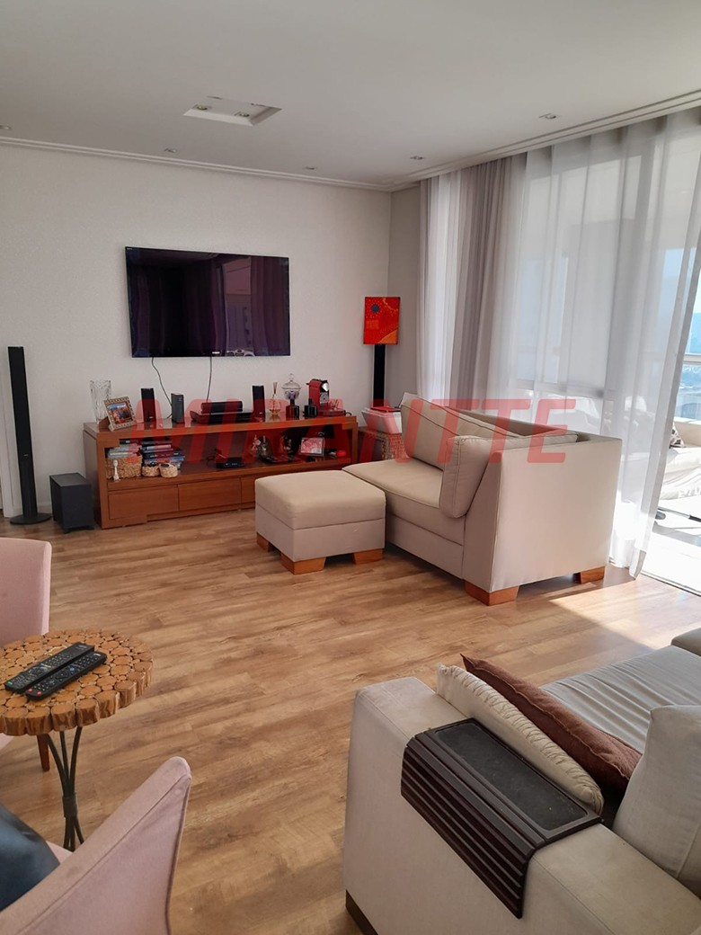 Apartamento de 191m² com 4 quartos em Santana