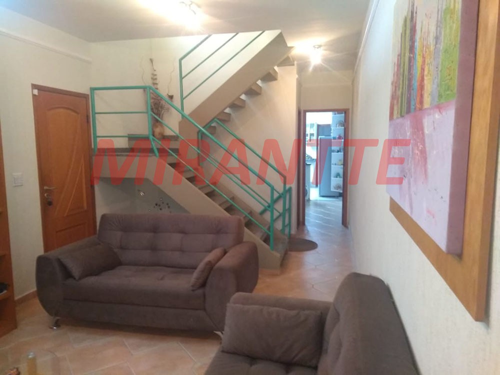 Sobrado de 185m² com 3 quartos em Vila Mazzei