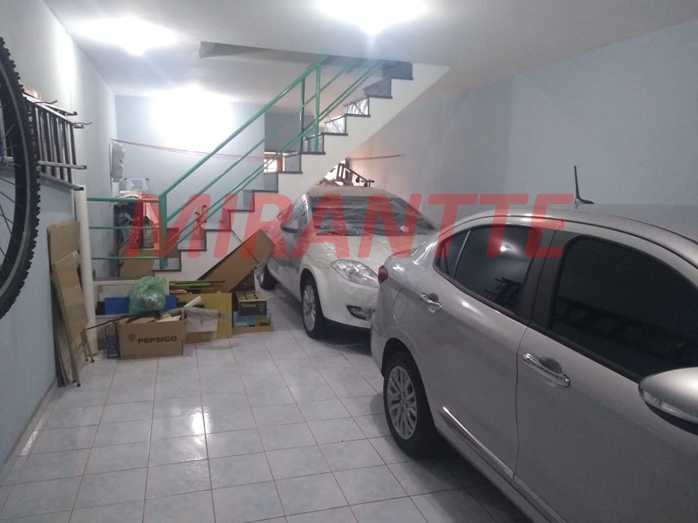 Sobrado de 185m² com 3 quartos em Vila Mazzei